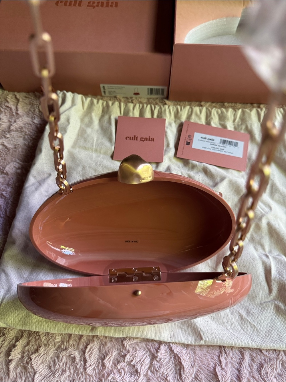 cult gaia glossy marbled resin clutch in mauve - Picture 13 of 15